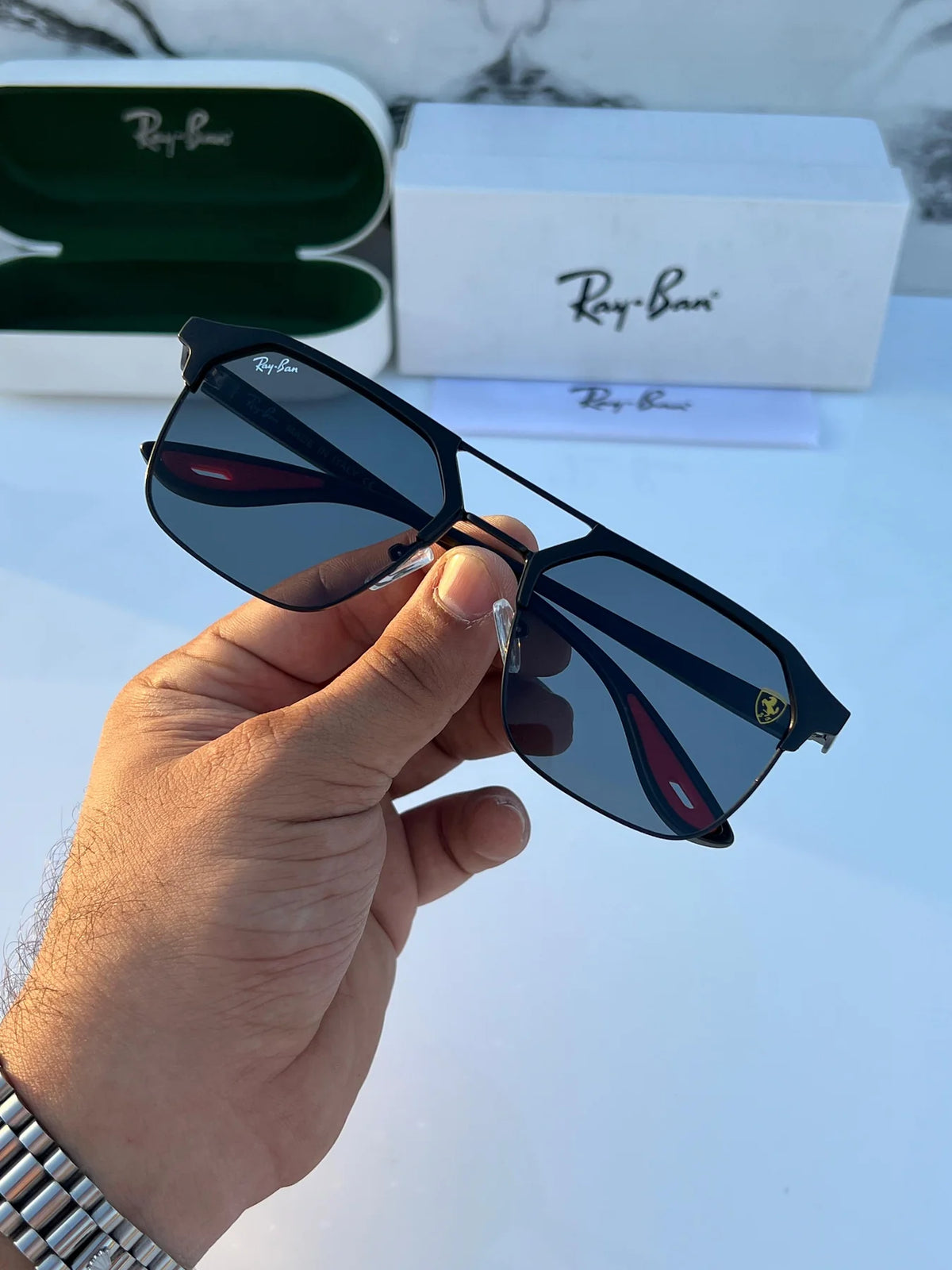 Latest Fancy All Season Special Ray Ban RB Aviator Trending Hot Favorite Fashionable Sunglass For Unisex.