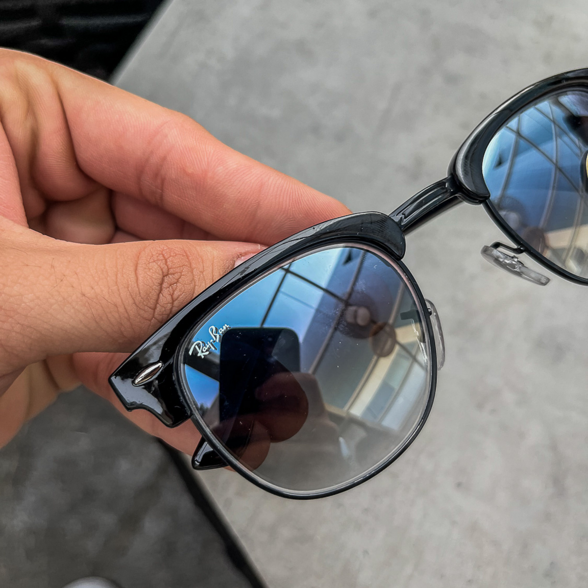 RAY-BAN New Stylish Blue Shaded & Black 3016 Sunglass For Unisex